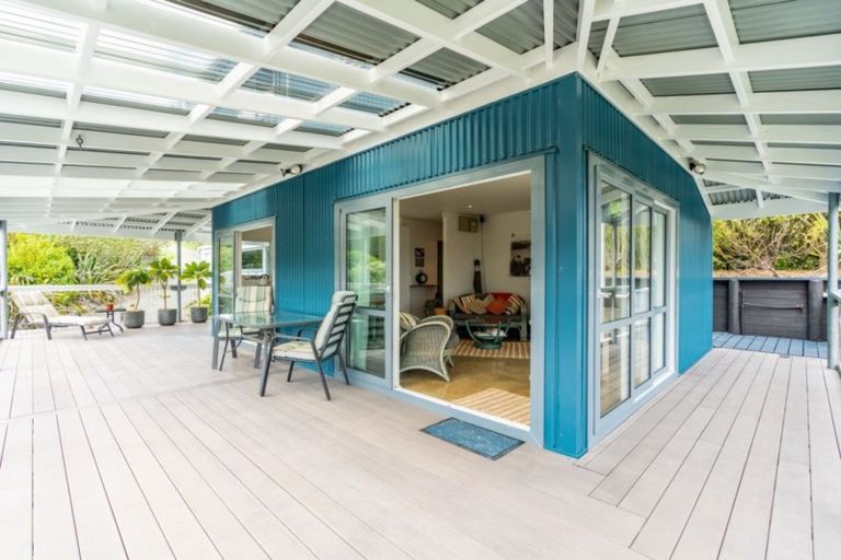 Photo of property in 1122 Whakapirau Road, Whakapirau, Maungaturoto, 0583