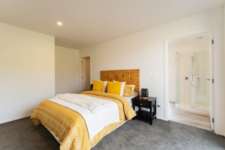 Photo of property in 10 Ella Lane, Green Island, Dunedin, 9018