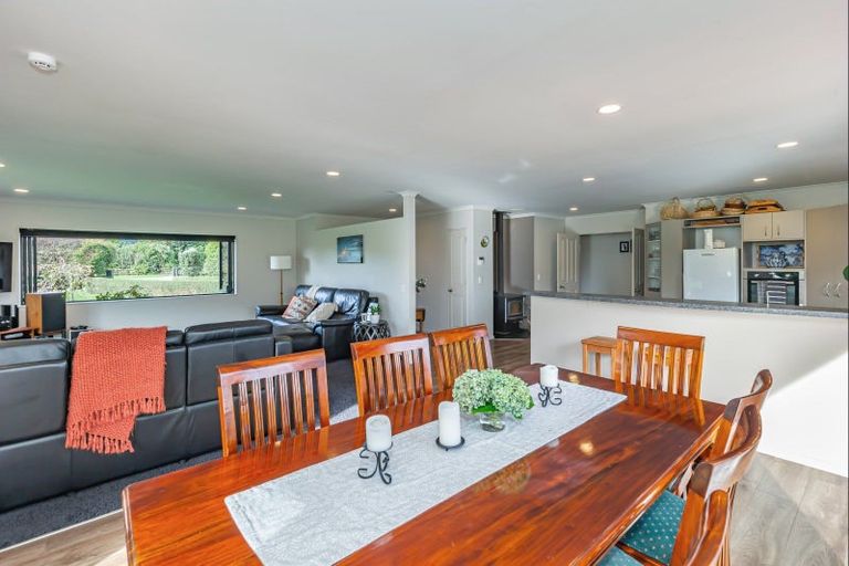Photo of property in 66 Pohutukawa Drive, Levin, 5571