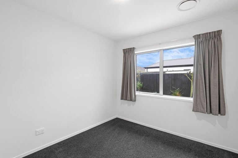 Photo of property in 12 Dunlops Crescent, Marshland, Christchurch, 8083