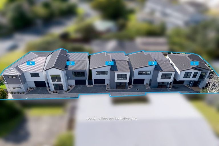 Photo of property in 334c Swanson Road, Ranui, Auckland, 0612