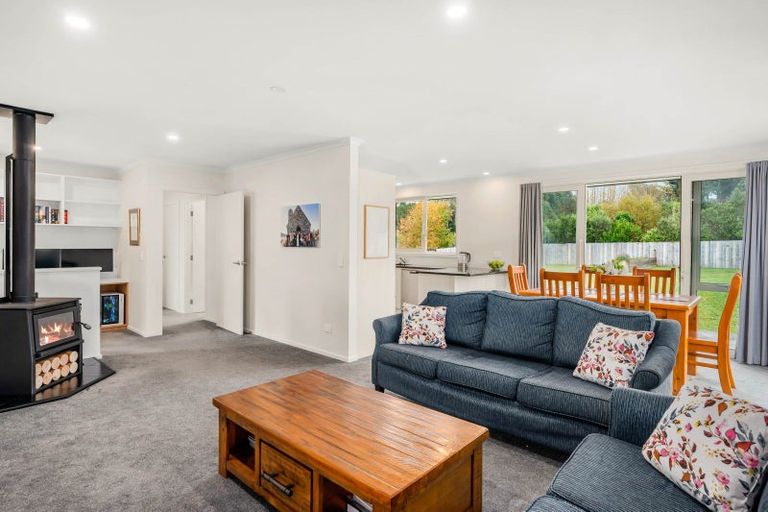 Photo of property in 6 Kanuka Grove, Kinloch, Taupo, 3377