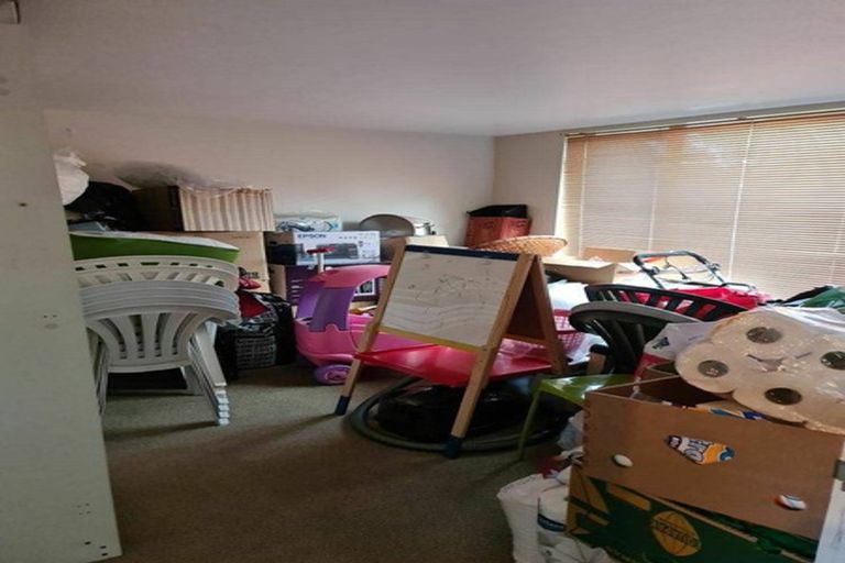 Photo of property in 6 Anrath Close, East Tamaki, Auckland, 2016