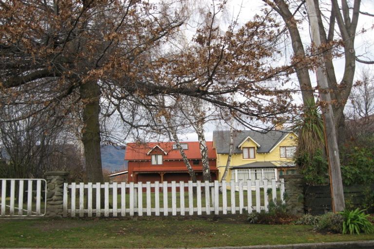 Photo of property in 42 Winders Street, Wanaka, 9305