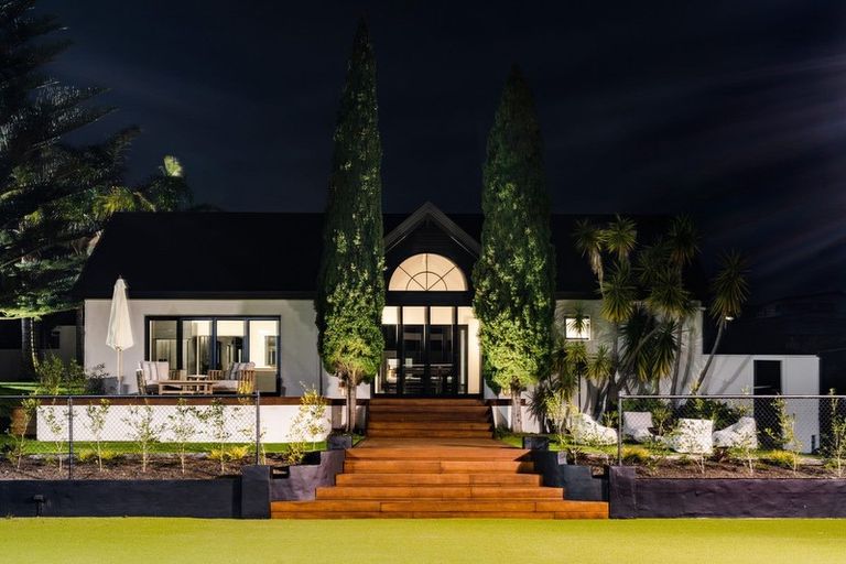 Photo of property in 211 Schnapper Rock Road, Schnapper Rock, Auckland, 0632