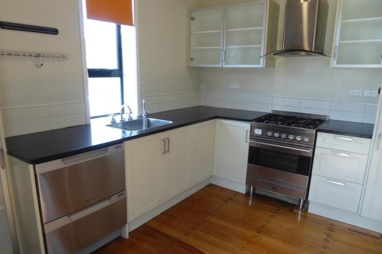 Photo of property in 10 Jeypore Street, Berhampore, Wellington, 6023