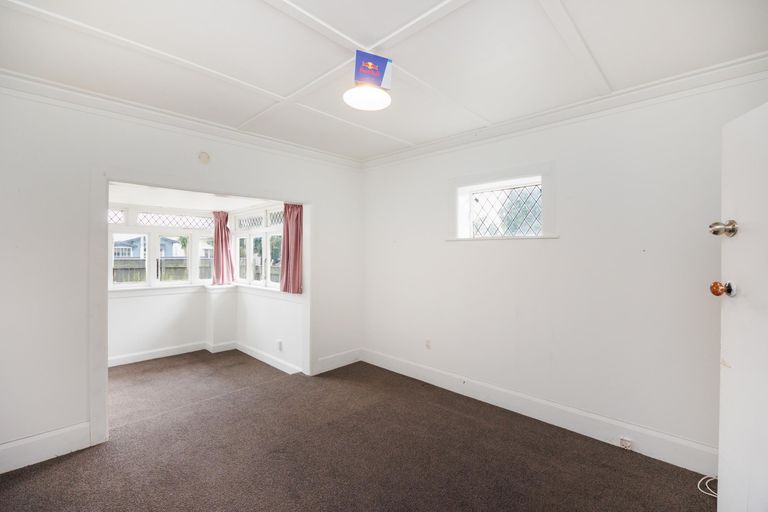 Photo of property in 374 College Street, Hokowhitu, Palmerston North, 4410