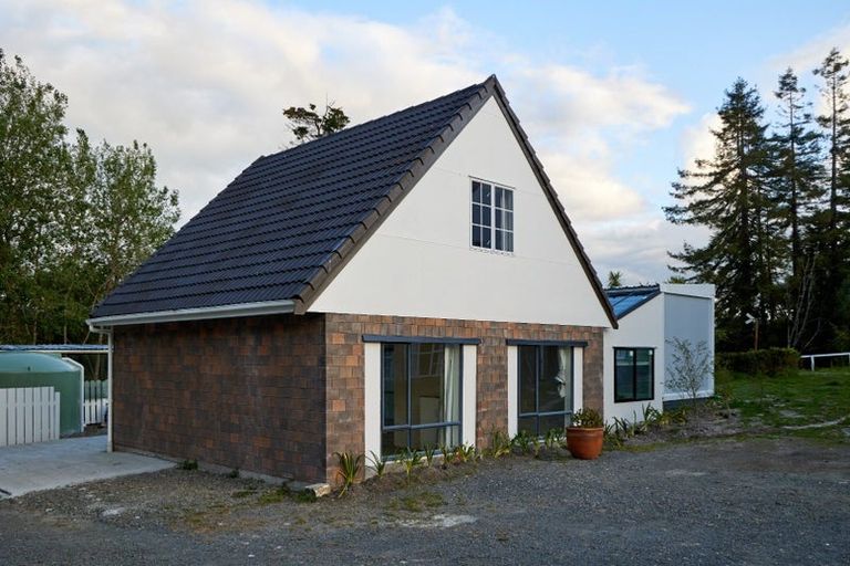 Photo of property in 150 Nixon Road, Taupaki, Henderson, 0782