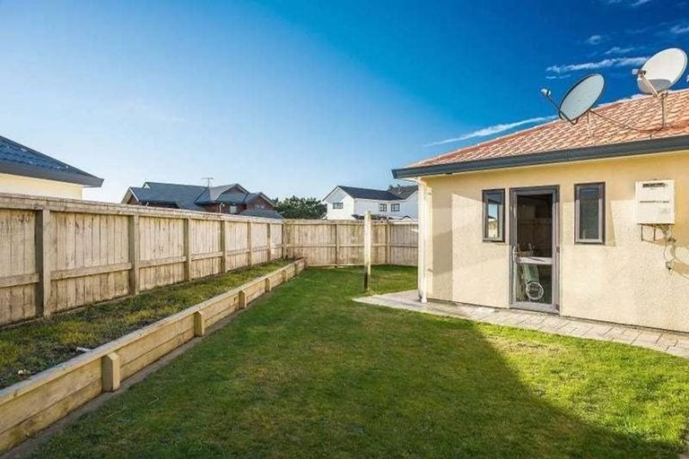 Photo of property in 3a Norwood Place, Johnsonville, Wellington, 6037