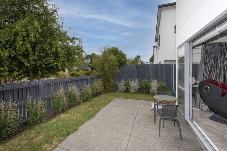 Photo of property in 5 Longueval Lane, Broomfield, Christchurch, 8042