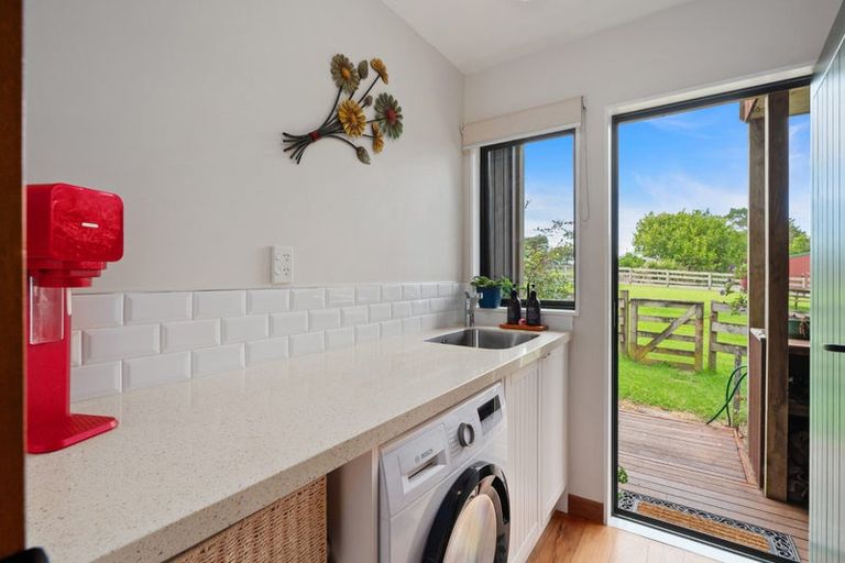 Photo of property in 357 Mclachlan Road, Kaukapakapa, Warkworth, 0984