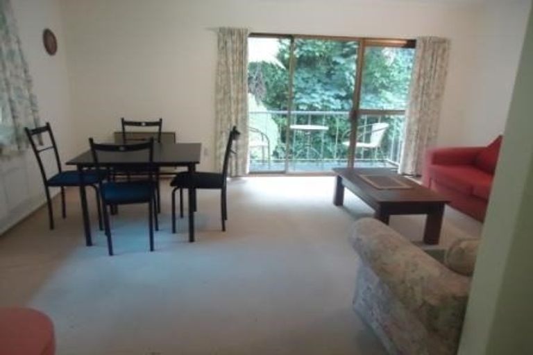 Photo of property in Recreation Reserve, 8/273 Grounsell Crescent, Belmont, Lower Hutt, 5010