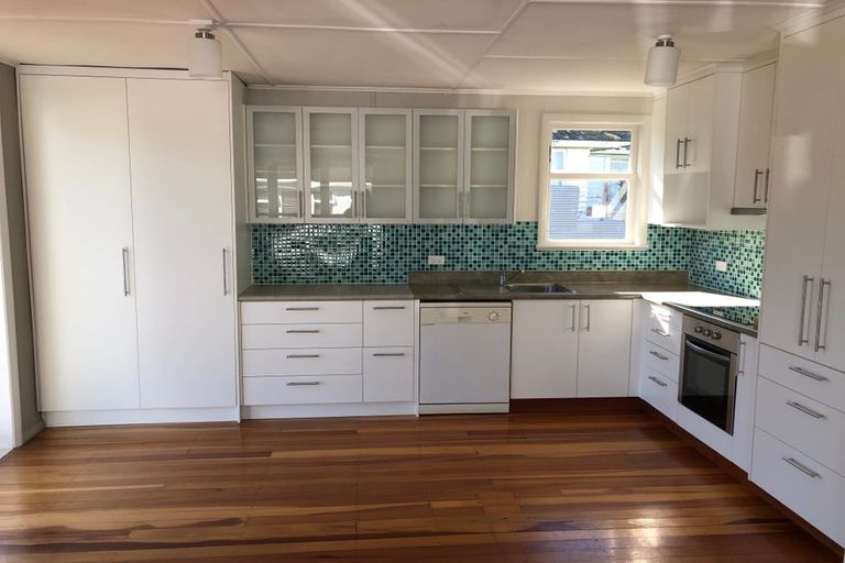 Photo of property in 26 Palmerston Road, Havelock North, 4130