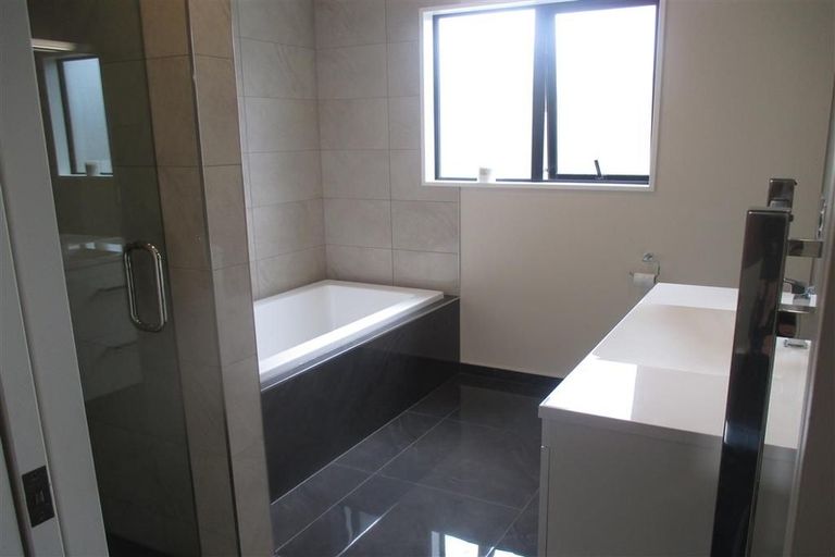 Photo of property in 16 David Buist Crescent, Halswell, Christchurch, 8025