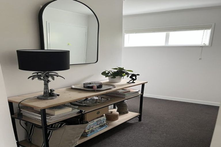 Photo of property in 1/130 Oriental Parade, Oriental Bay, Wellington, 6011