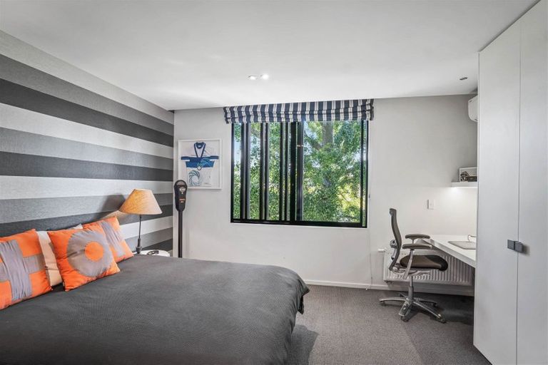 Photo of property in 24a Jacksons Road, Merivale, Christchurch, 8014