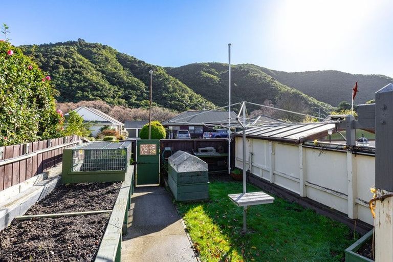 Photo of property in 16 Huia Street, Waikawa, Picton, 7220
