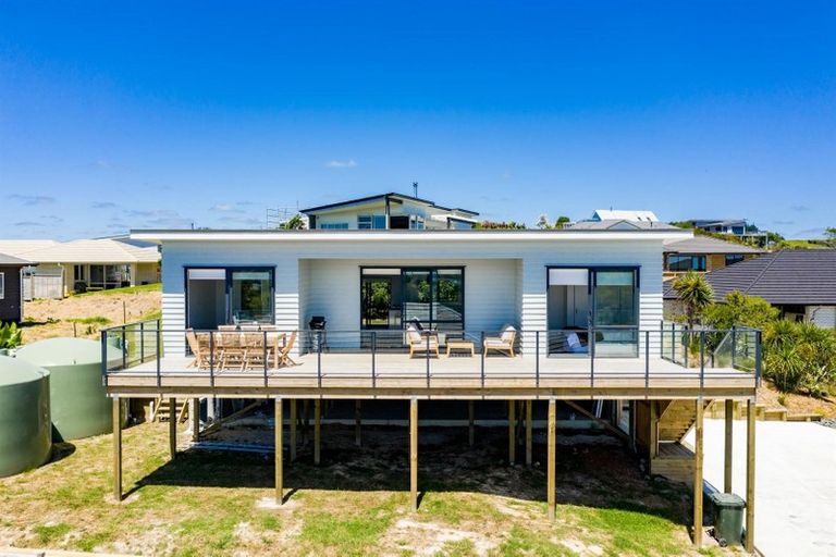 Photo of property in 4 Manuka Close, Mangawhai, 0505