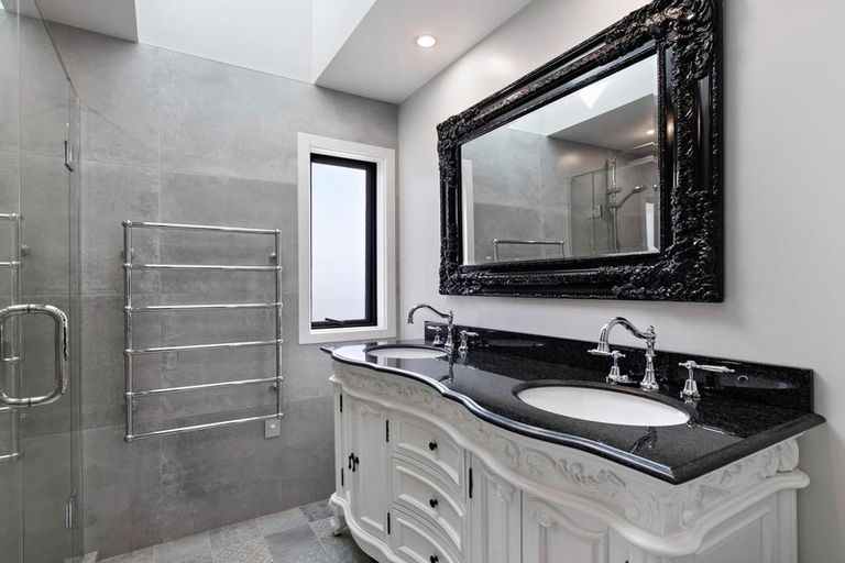 Photo of property in 30 Wishart Crescent, Cromwell, 9310