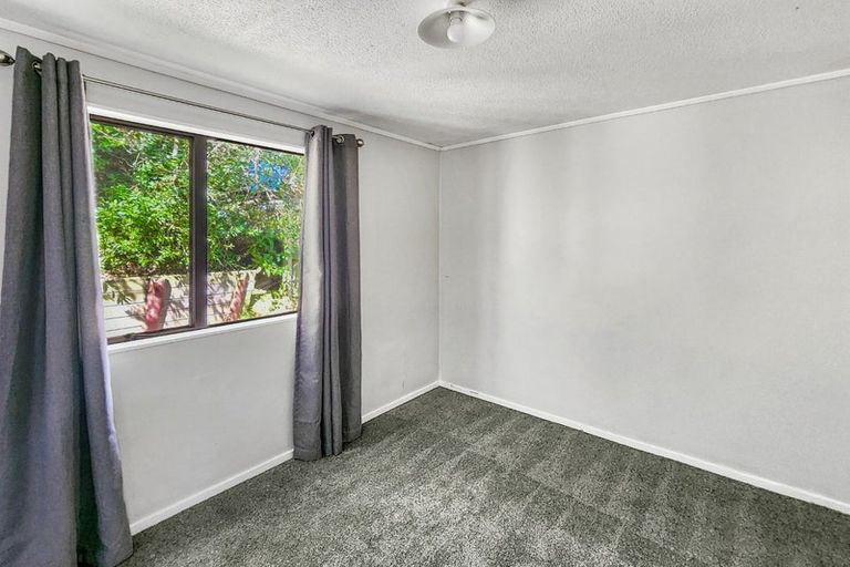 Photo of property in 154 Sievers Grove, Cannons Creek, Porirua, 5024