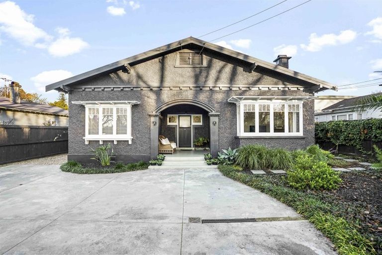 Photo of property in 8 Stanley Street, Claudelands, Hamilton, 3214