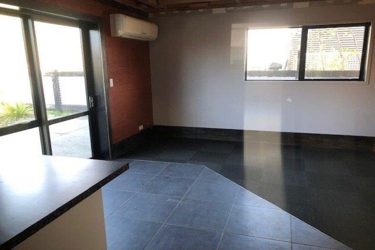 Photo of property in 57 Mcsaveneys Road, Marshland, Christchurch, 8051