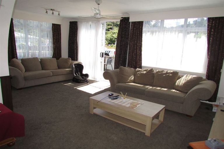 Photo of property in 102 Marsden Road, Greymouth, 7805