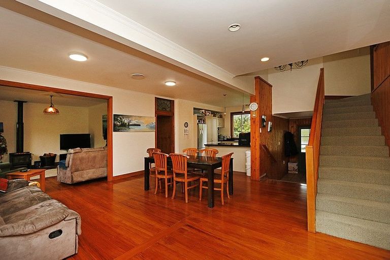 Photo of property in 232 Ngariki Road, Rahotu, Opunake, 4684