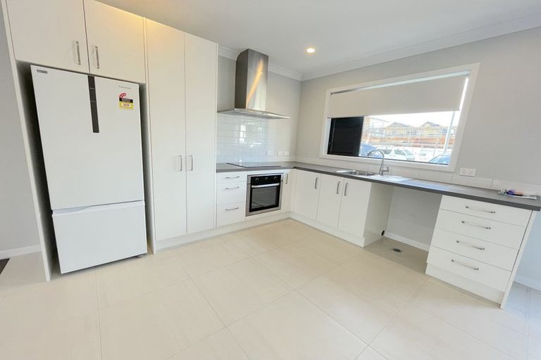 Photo of property in 61 Glidepath Road, Hobsonville, Auckland, 0616