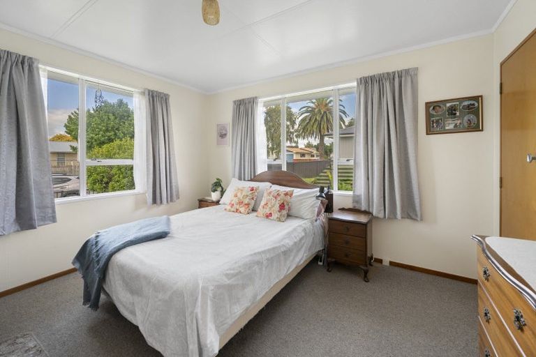 Photo of property in 50 Robinson Crescent, Tamatea, Napier, 4112