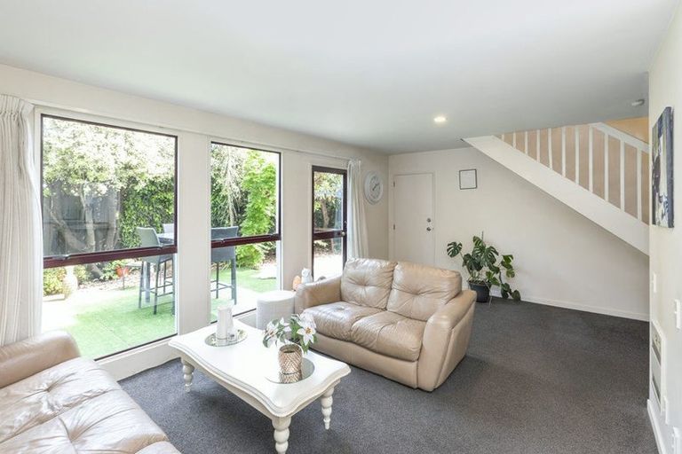 Photo of property in 8/16 Derby Street, St Albans, Christchurch, 8014