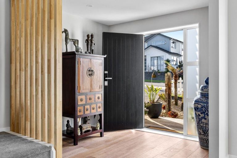 Photo of property in 26 Cassidy Drive, Orewa, 0931