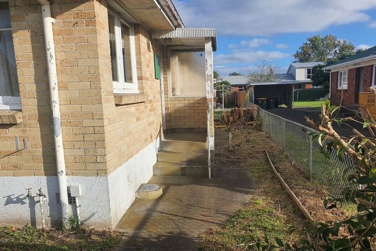 Photo of property in 1/99 East Tamaki Road, Papatoetoe, Auckland, 2025