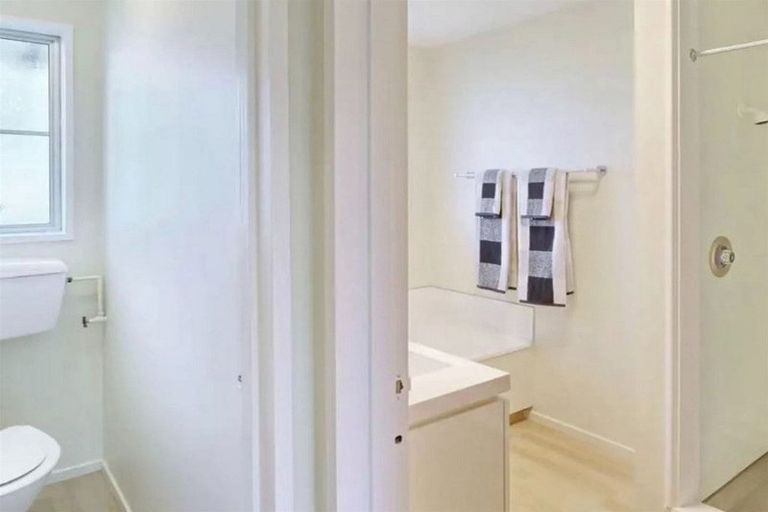 Photo of property in 4 Daytona Place, Parklands, Christchurch, 8083