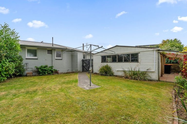 Photo of property in 2 Ballantrae Street, Wallacetown, 9816