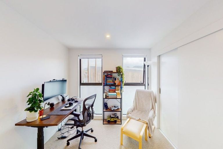 Photo of property in 34 Palm Grove, Berhampore, Wellington, 6023