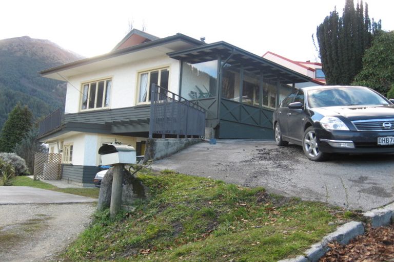 Photo of property in 8 Turner Street, Queenstown, 9300