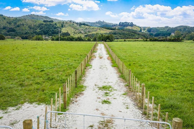 Photo of property in 331 West Coast Road, Makarau, Warkworth, 0981