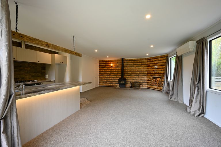 Photo of property in 28 Grove Avenue, Weston, Oamaru, 9401