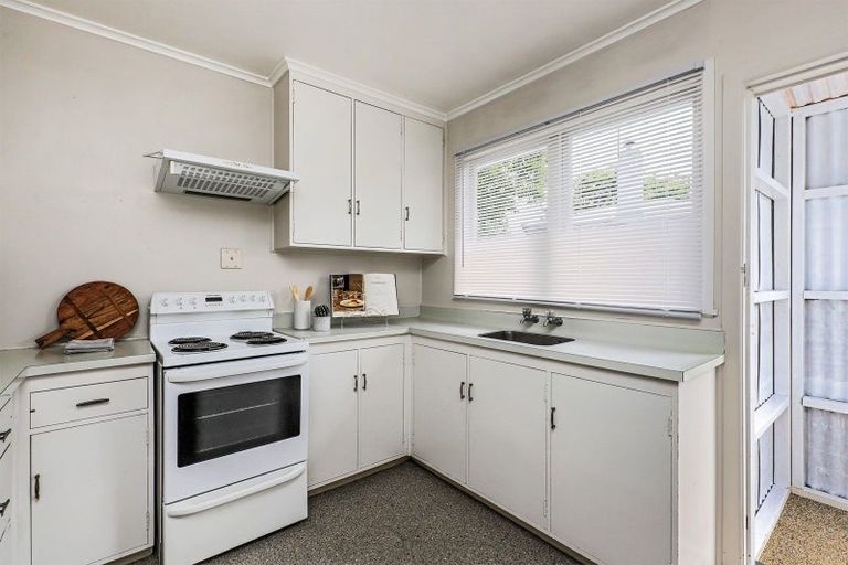 Photo of property in 2/14 Armour Place, Onekawa, Napier, 4110