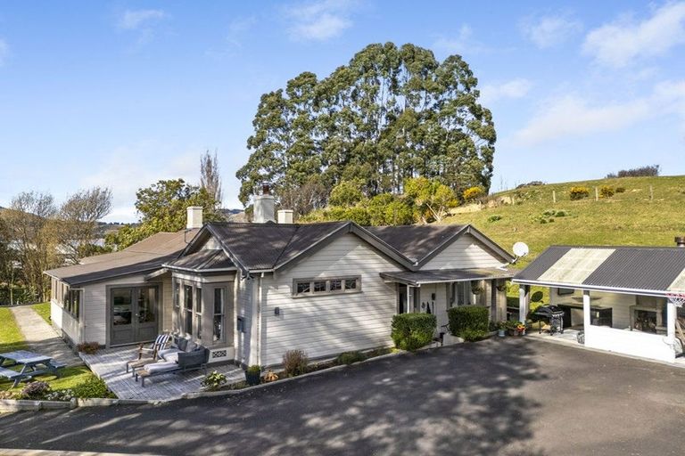 Photo of property in 12 Shirley Lane, Sawyers Bay, 9023