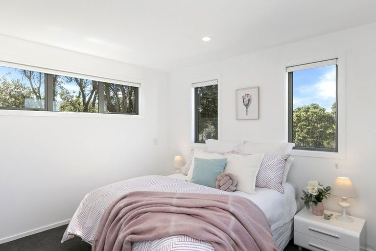 Photo of property in 42 Mandalay Terrace, Khandallah, Wellington, 6035