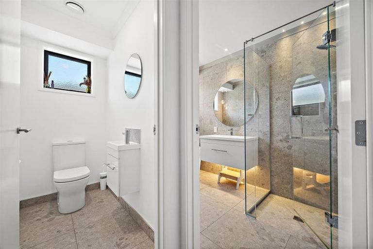 Photo of property in 25 Nobilo Road, Kumeu, 0810