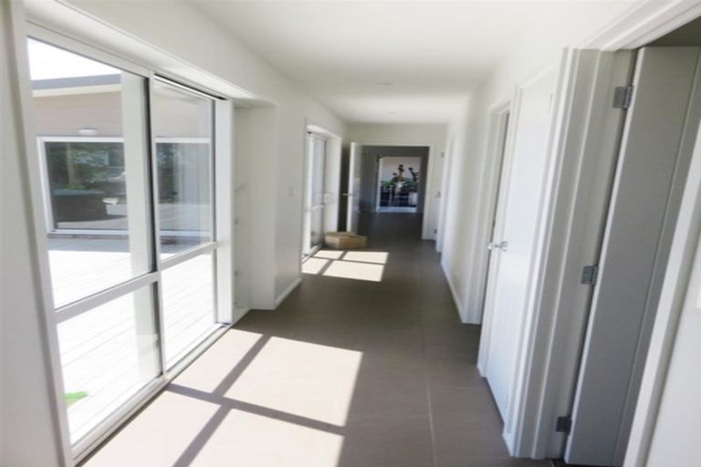 Photo of property in 1 Tua Tua Place, Baylys Beach, Dargaville, 0377