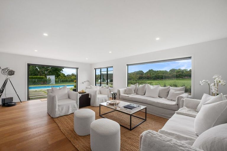 Photo of property in 27 Glenmore Road, Coatesville, Albany, 0793