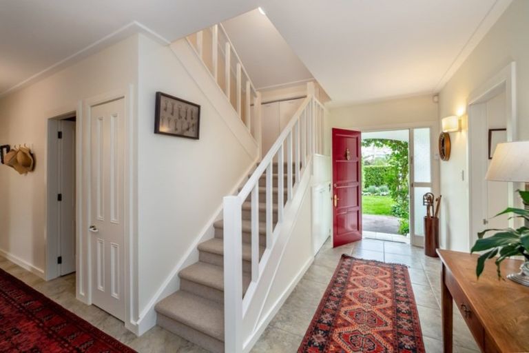 Photo of property in 17 Jellicoe Street, Greytown, 5712