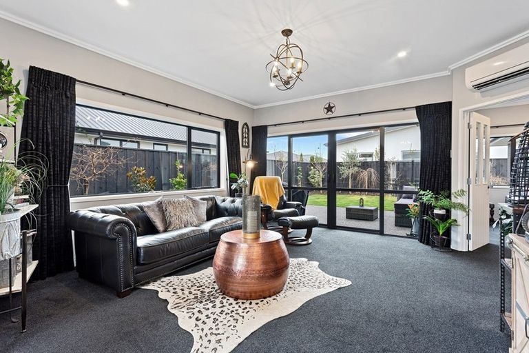 Photo of property in 24 Pahua Street, Pegasus, 7612