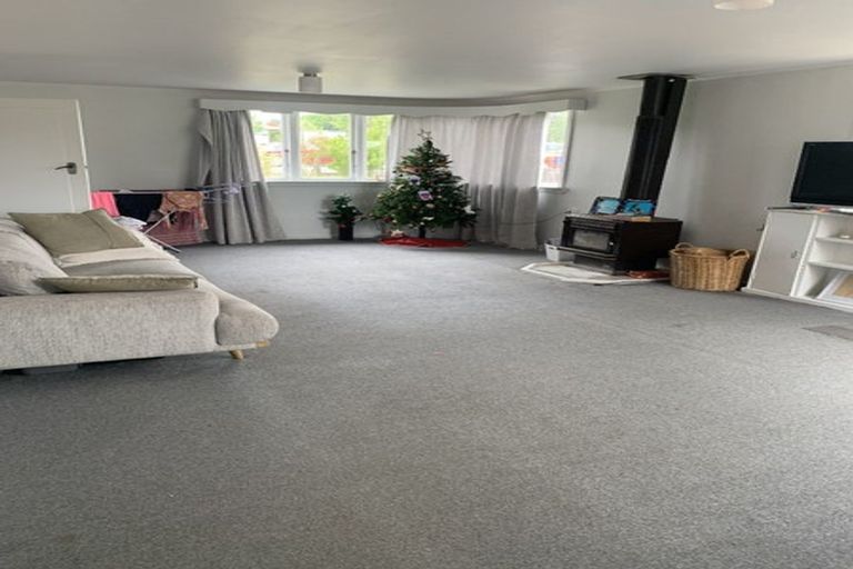 Photo of property in 2b Mcgreevy Street, Waipawa, 4210