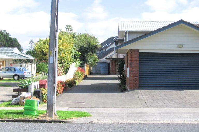 Photo of property in 1/77 Hattaway Avenue, Bucklands Beach, Auckland, 2012