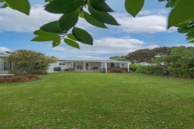 Photo of property in 10 Mahoe Avenue, Takaro, Palmerston North, 4410
